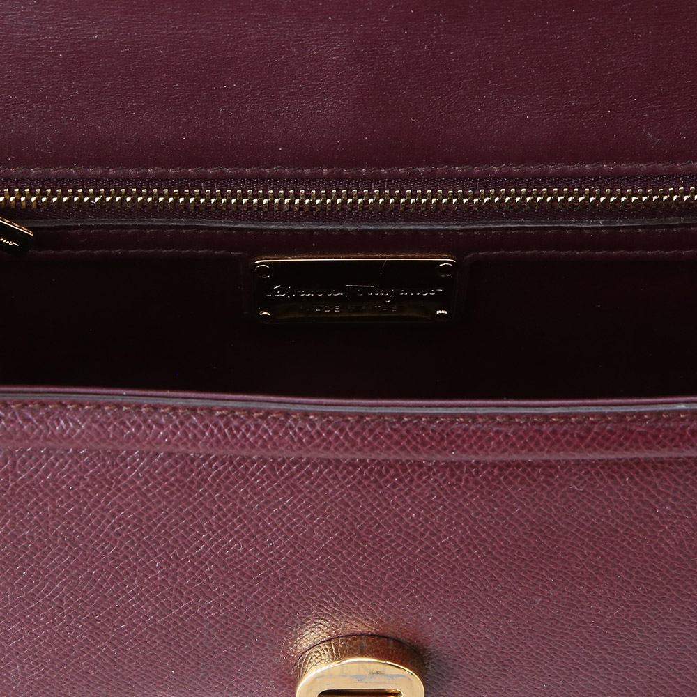 FERRAGAMO(USED)페레가모 바라리본 체인 숄더백
